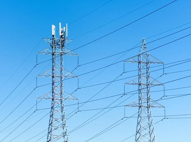 送電線鉄塔